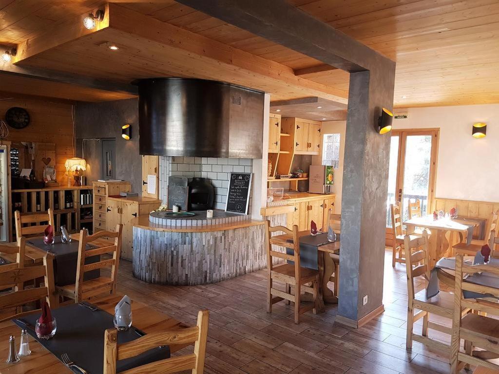ואלואיז Hotel Les Vallois מראה חיצוני תמונה
