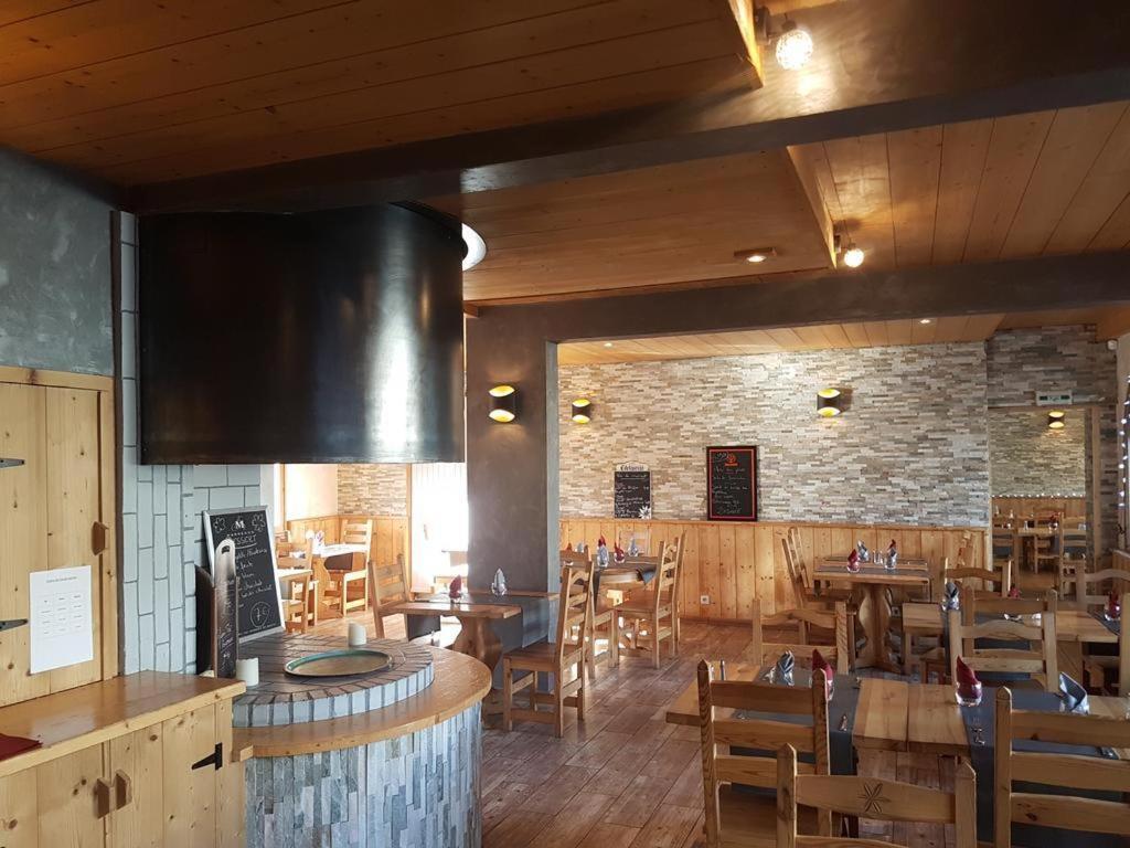 ואלואיז Hotel Les Vallois מראה חיצוני תמונה