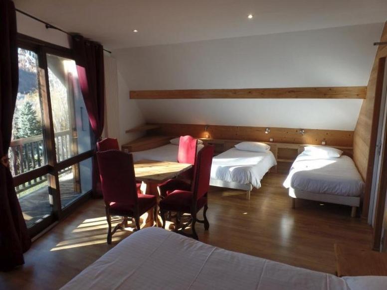 ואלואיז Hotel Les Vallois חדר תמונה