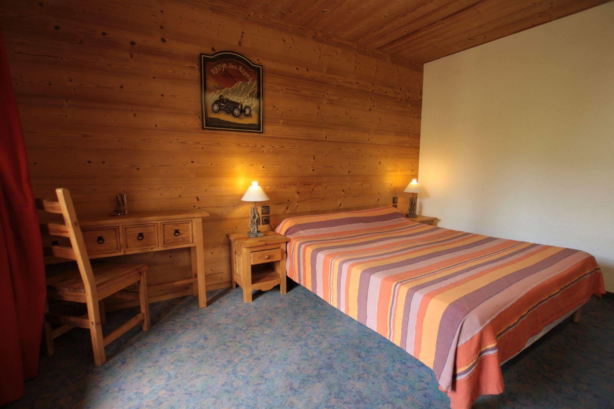 ואלואיז Hotel Les Vallois מראה חיצוני תמונה