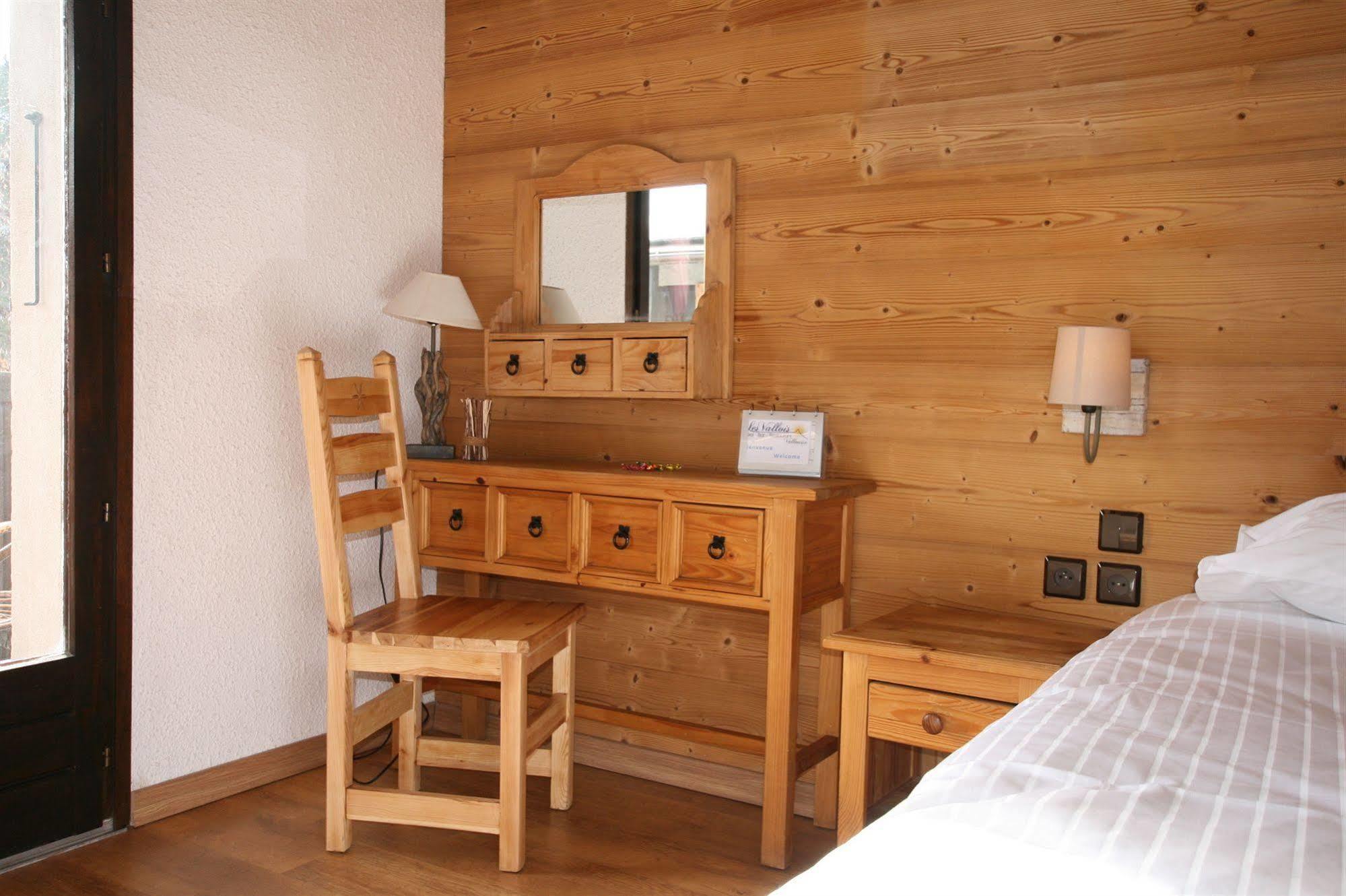 ואלואיז Hotel Les Vallois מראה חיצוני תמונה